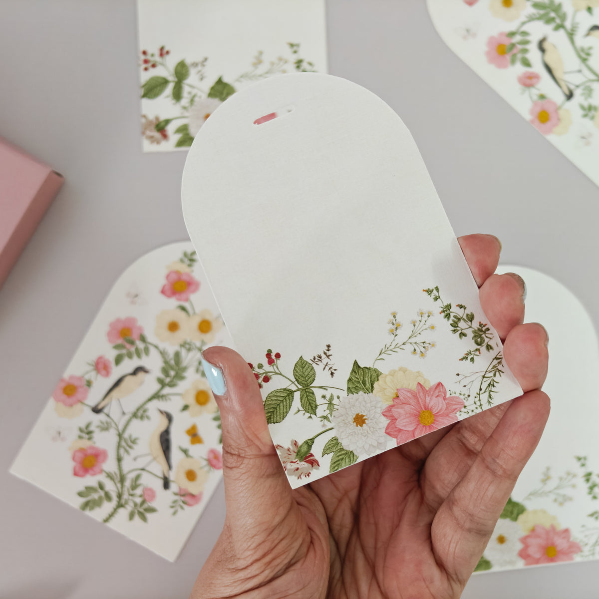 Ivory Blooms Gift Tags