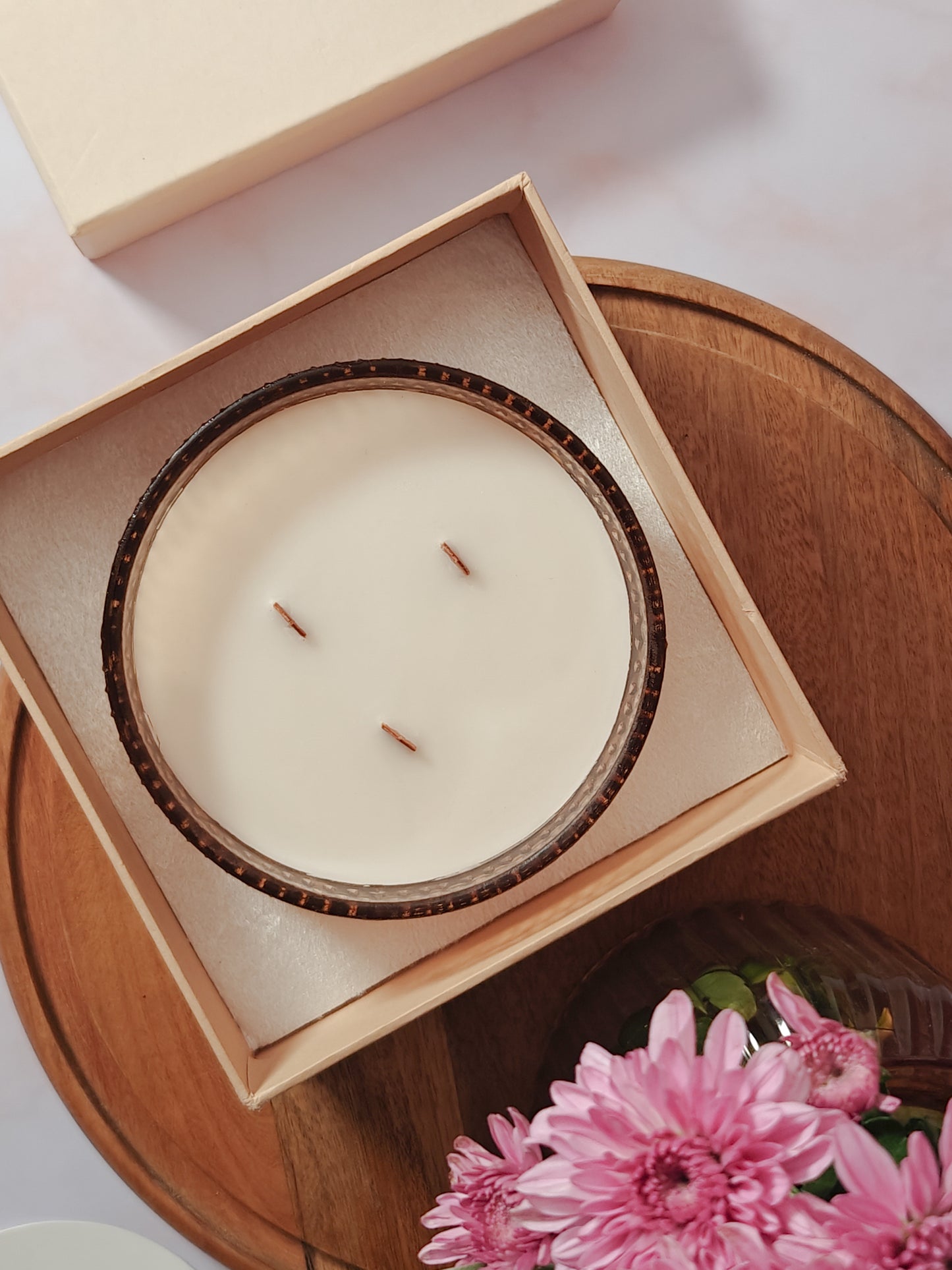 Amber Crystal Cutwork Jar | Scented Candle